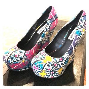 Steve Madden Colorful Wedges